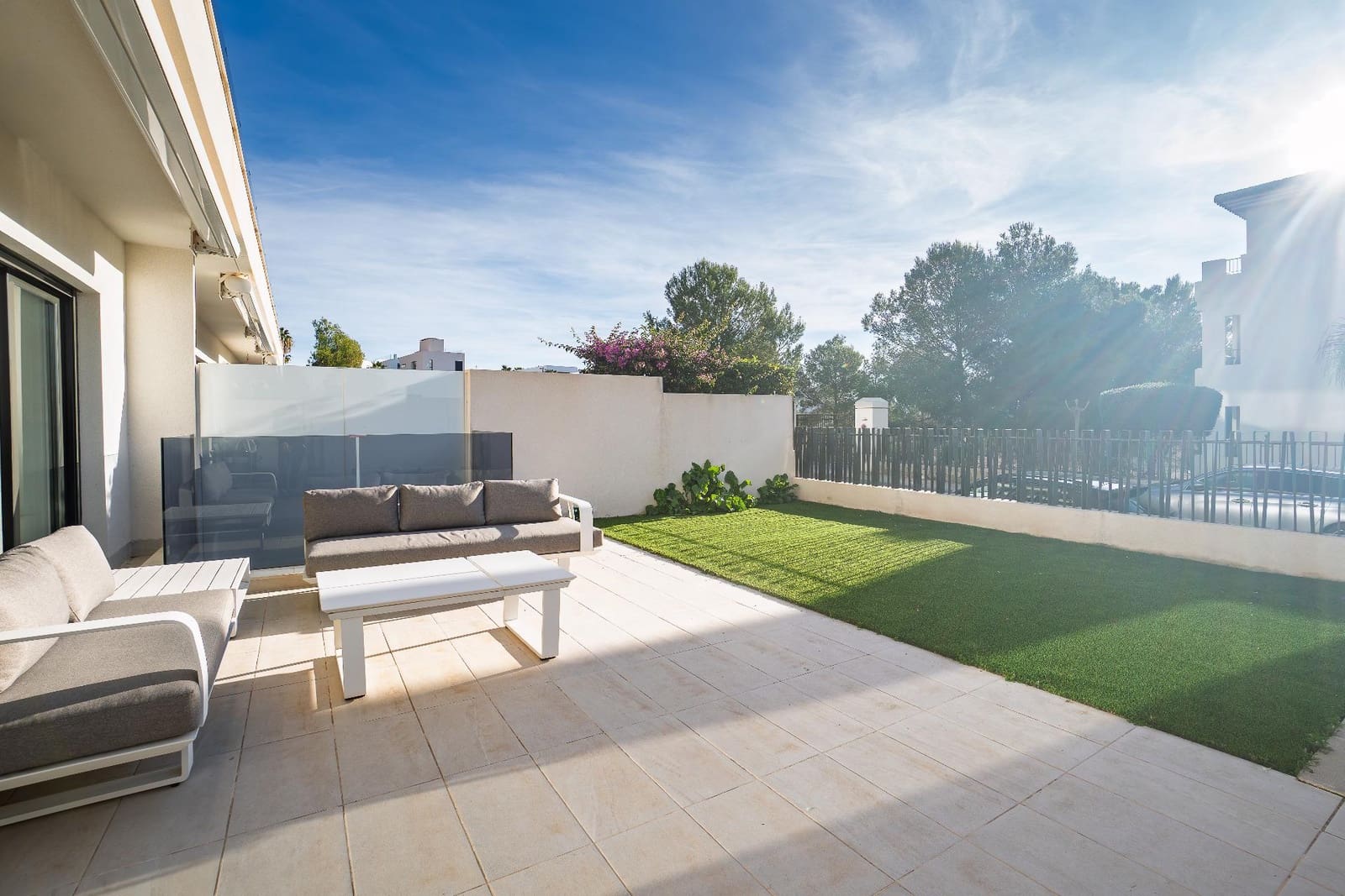 4 slaapkamer Rijtjeshuis te koop in Finestrat met zwembad - € 675.000 (Ref: 9533674)