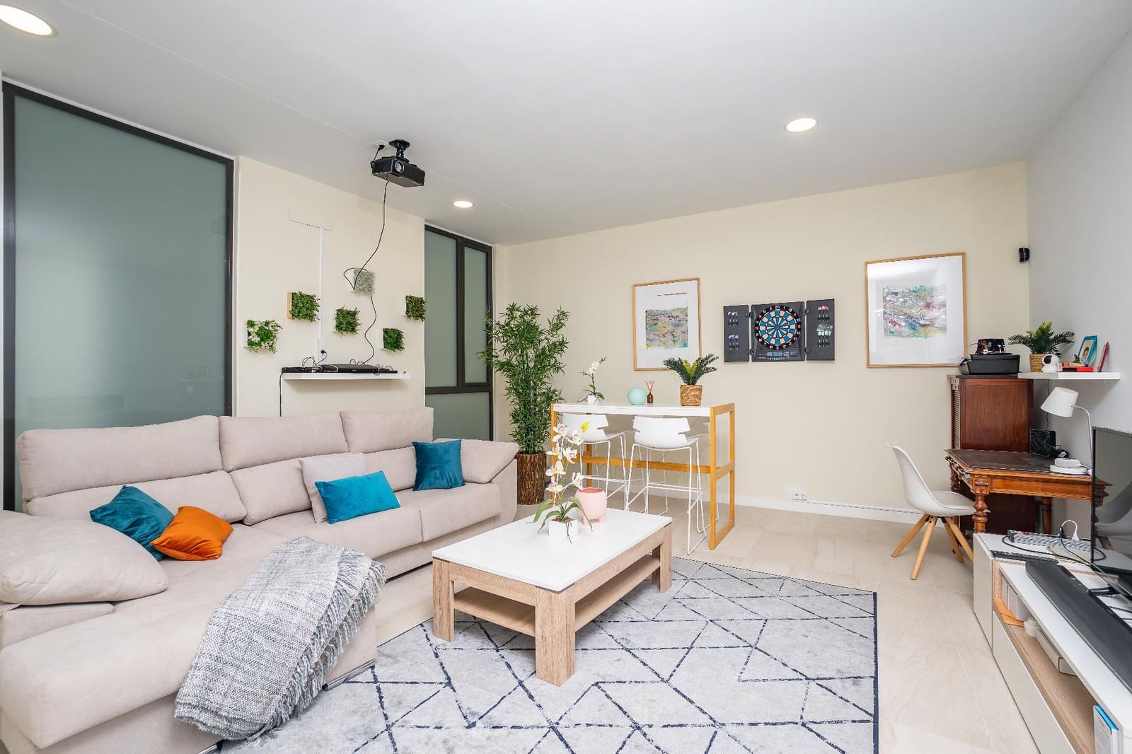 4 slaapkamer Rijtjeshuis te koop in Finestrat met zwembad - € 675.000 (Ref: 9533674)