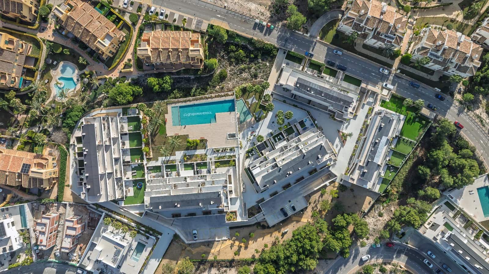 4 slaapkamer Rijtjeshuis te koop in Finestrat met zwembad - € 675.000 (Ref: 9533674)