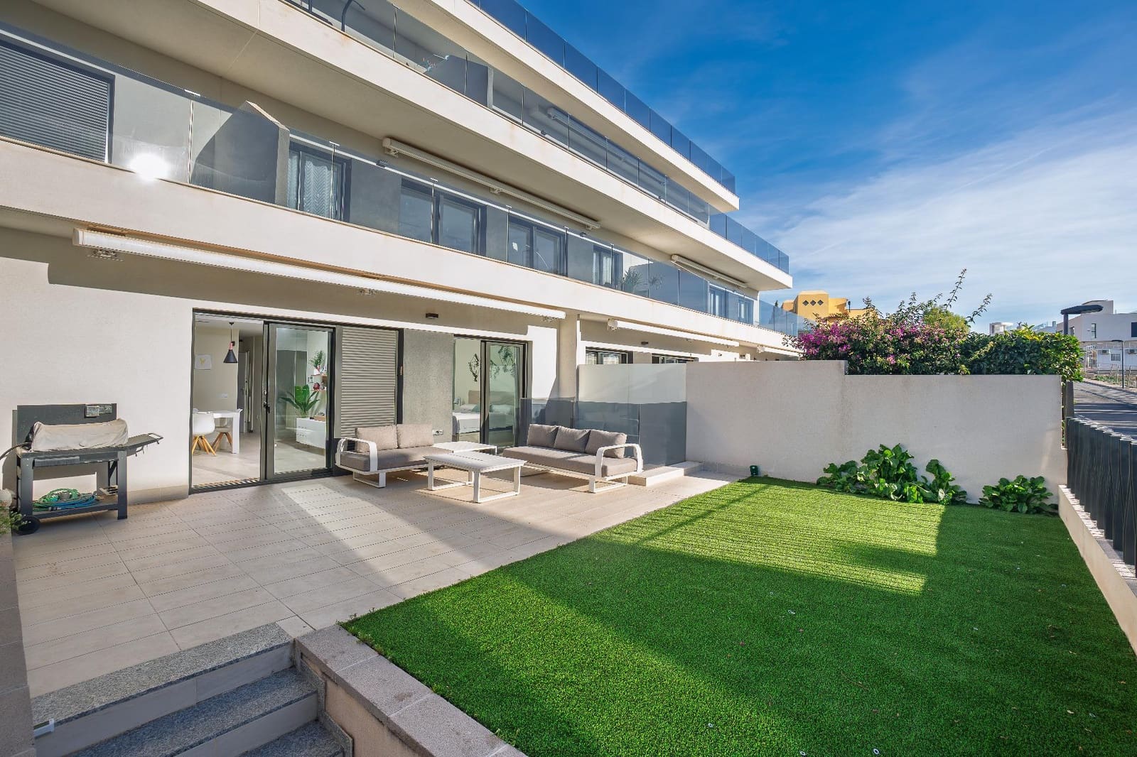 4 slaapkamer Rijtjeshuis te koop in Finestrat met zwembad - € 675.000 (Ref: 9533674)