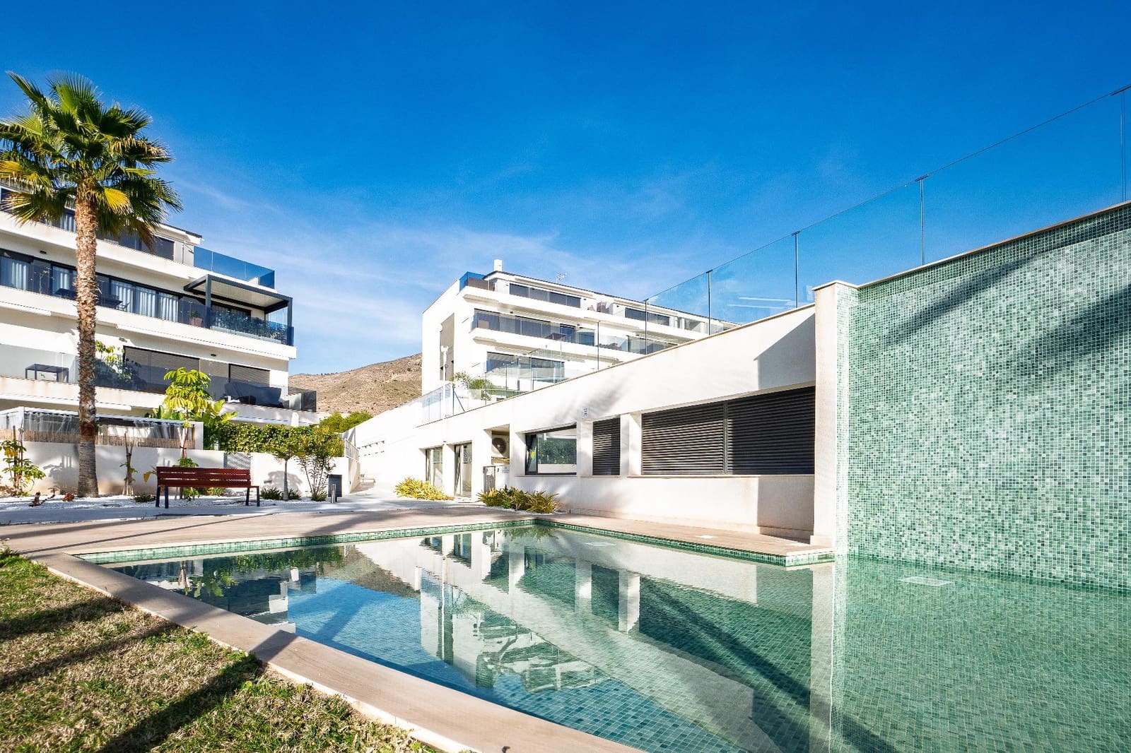 4 slaapkamer Rijtjeshuis te koop in Finestrat met zwembad - € 675.000 (Ref: 9533674)