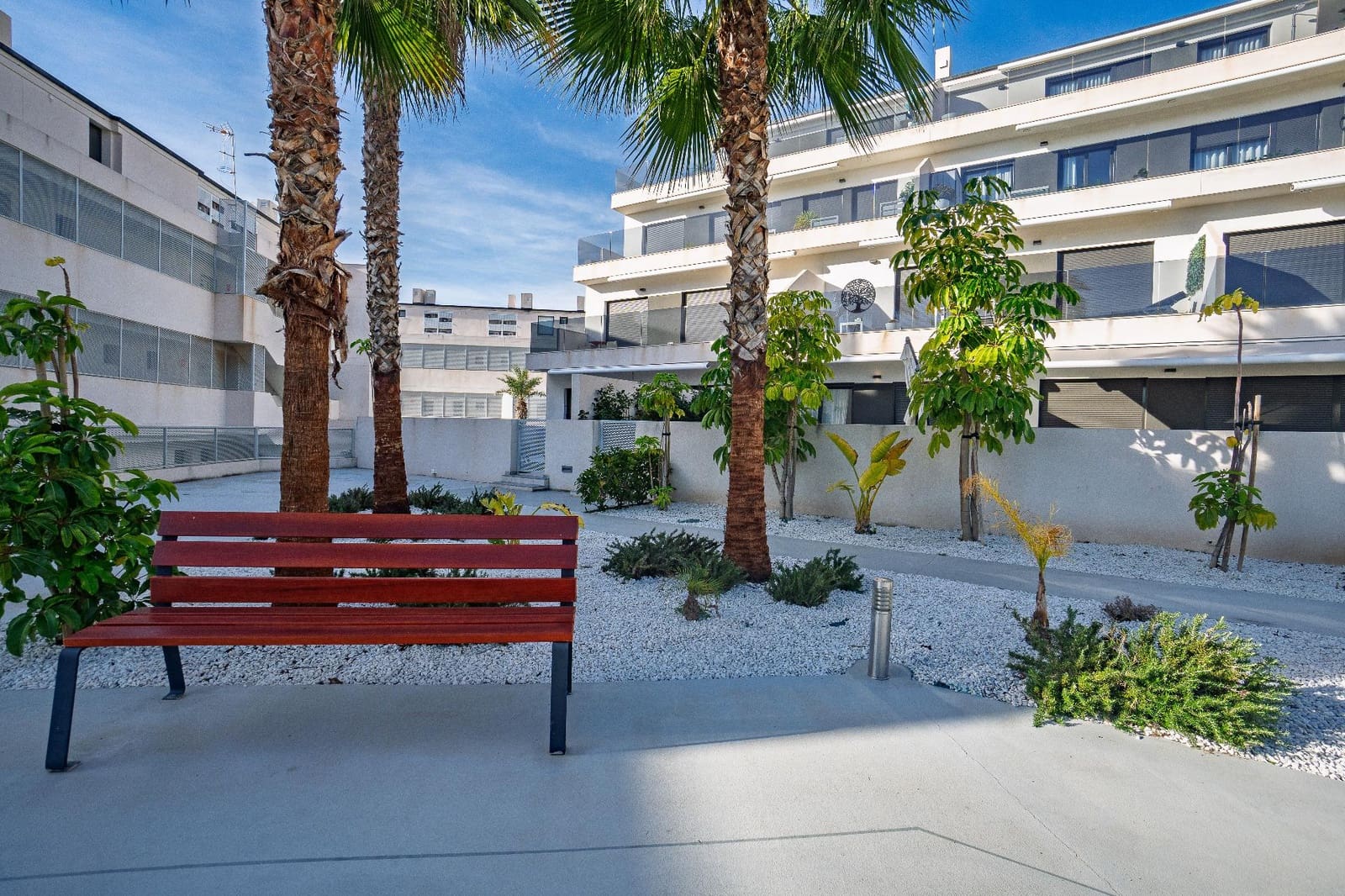 4 slaapkamer Rijtjeshuis te koop in Finestrat met zwembad - € 675.000 (Ref: 9533674)