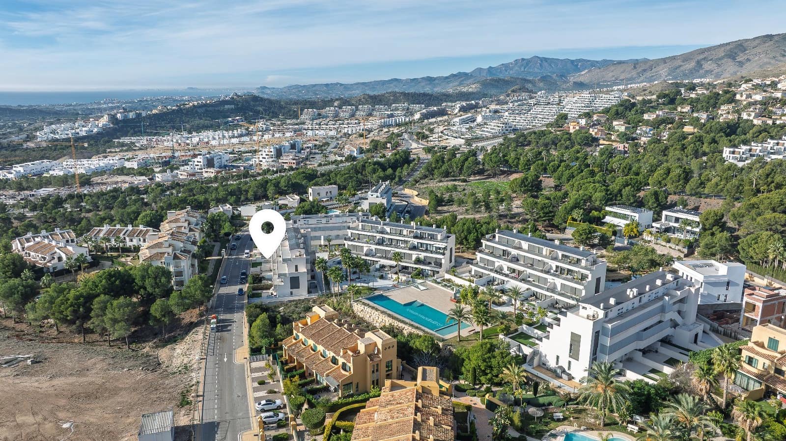 4 slaapkamer Rijtjeshuis te koop in Finestrat met zwembad - € 675.000 (Ref: 9533674)