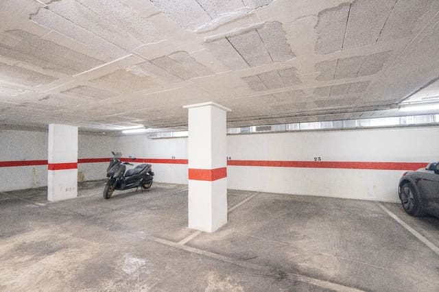 Garasje til salgs i Mercado, Alicante by - € 70 000 (Ref: 9541053)