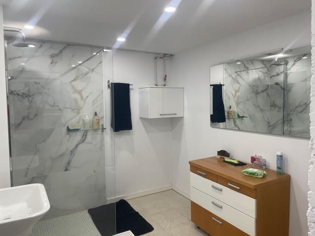 Kommersiell till salu i La Villajoyosa / Vila Joiosa med pool - 219 000 € (Ref: 9548138)