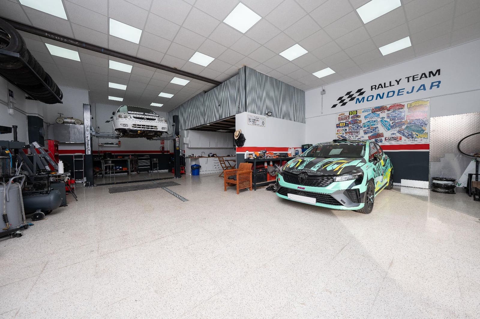 Commerciale in vendita in La Villajoyosa / Vila Joiosa con piscina - 219.000 € (Rif: 9548138)