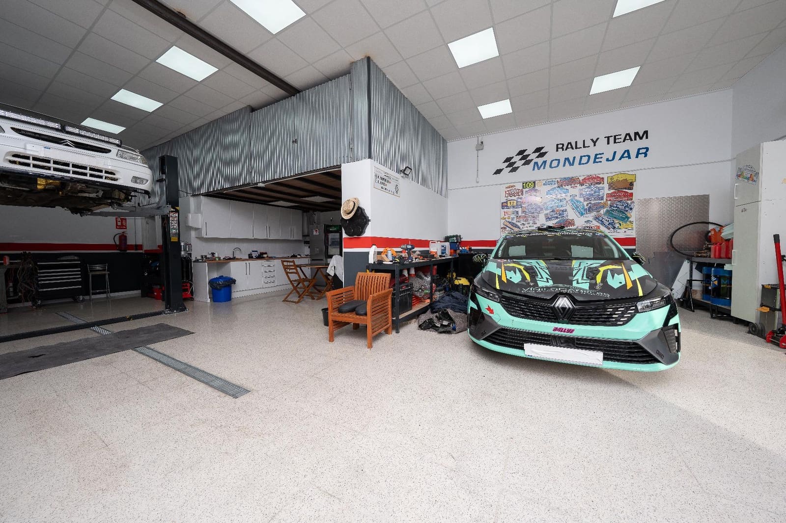 Commerciale in vendita in La Villajoyosa / Vila Joiosa con piscina - 219.000 € (Rif: 9548138)