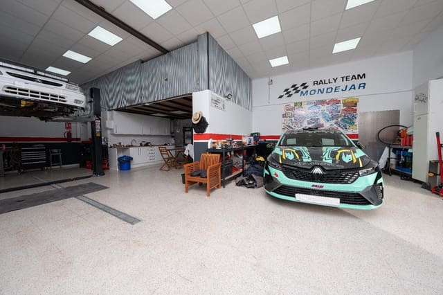 Komercyjne na sprzedaż w La Villajoyosa / Vila Joiosa z basenem - 219 000 € (Ref: 9548138)