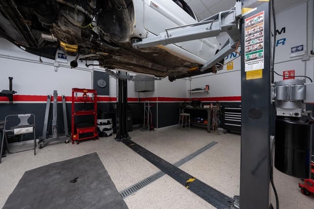 Komercyjne na sprzedaż w La Villajoyosa / Vila Joiosa z basenem - 219 000 € (Ref: 9548138)