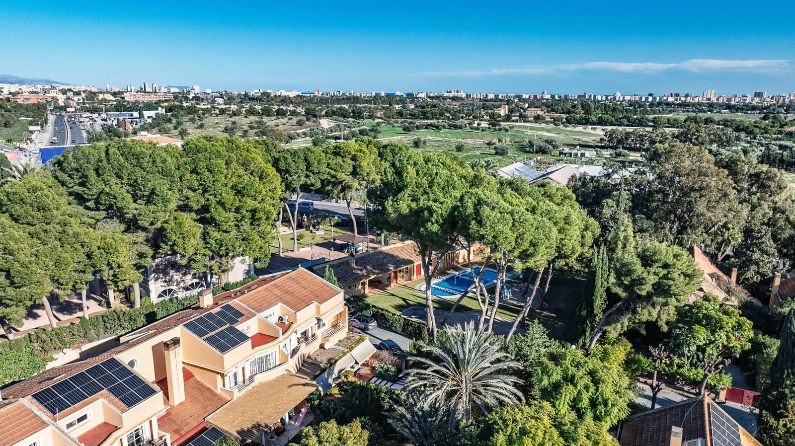 5 sovrum Radhus till salu i Santa Faz med pool - 750 000 € (Ref: 9551331)