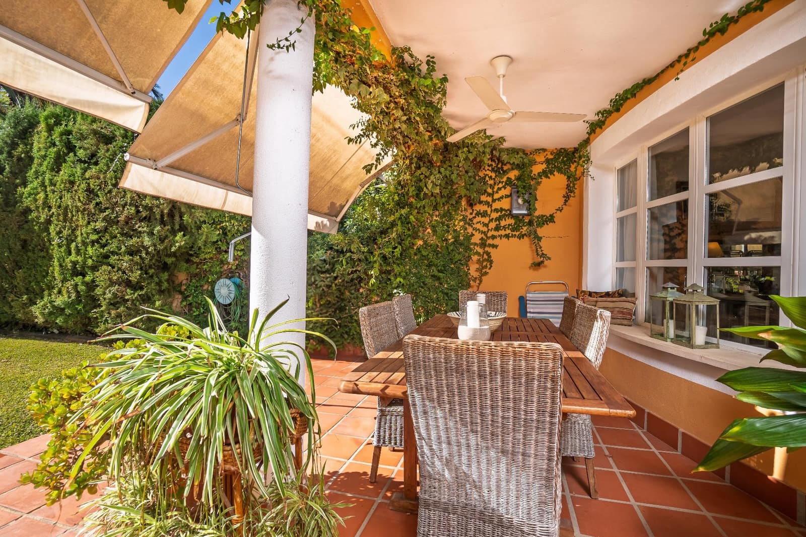 5 bedroom Terraced Villa for sale in Santa Faz with pool - € 750,000 (Ref: 9551331)