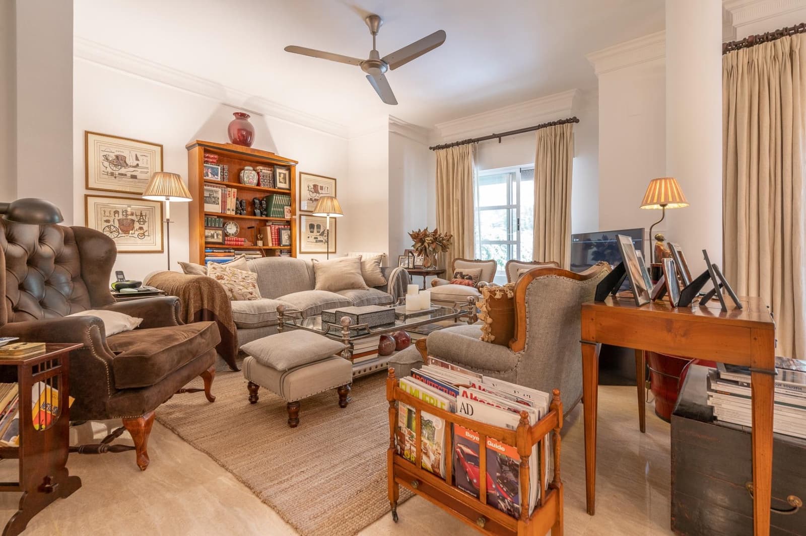 5 soverom Rekkehus til salgs i Santa Faz med svømmebasseng - € 750 000 (Ref: 9551331)