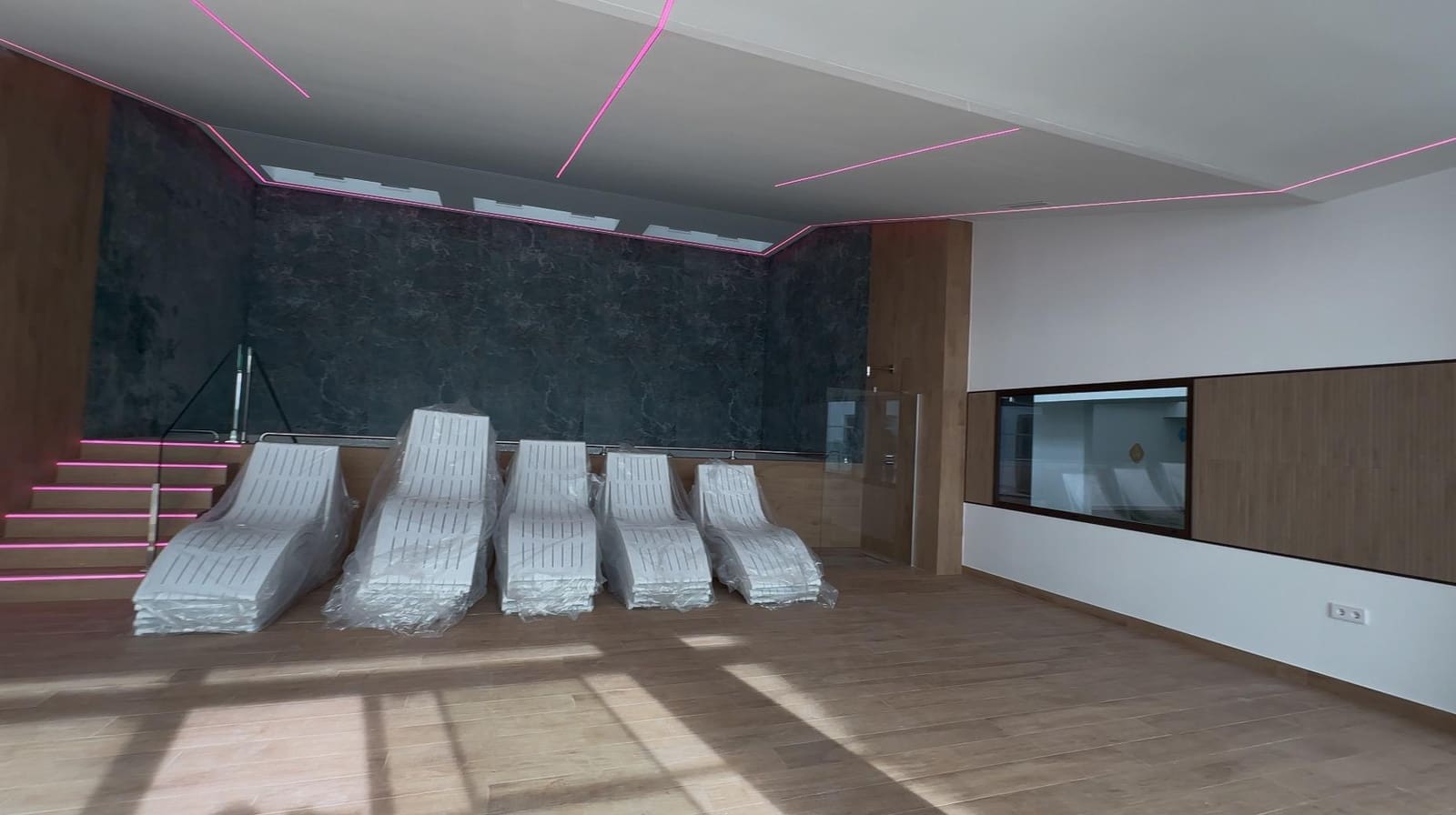 Apartamento de 2 habitaciones en Finestrat en venta con piscina - 440.000 € (Ref: 9555681)