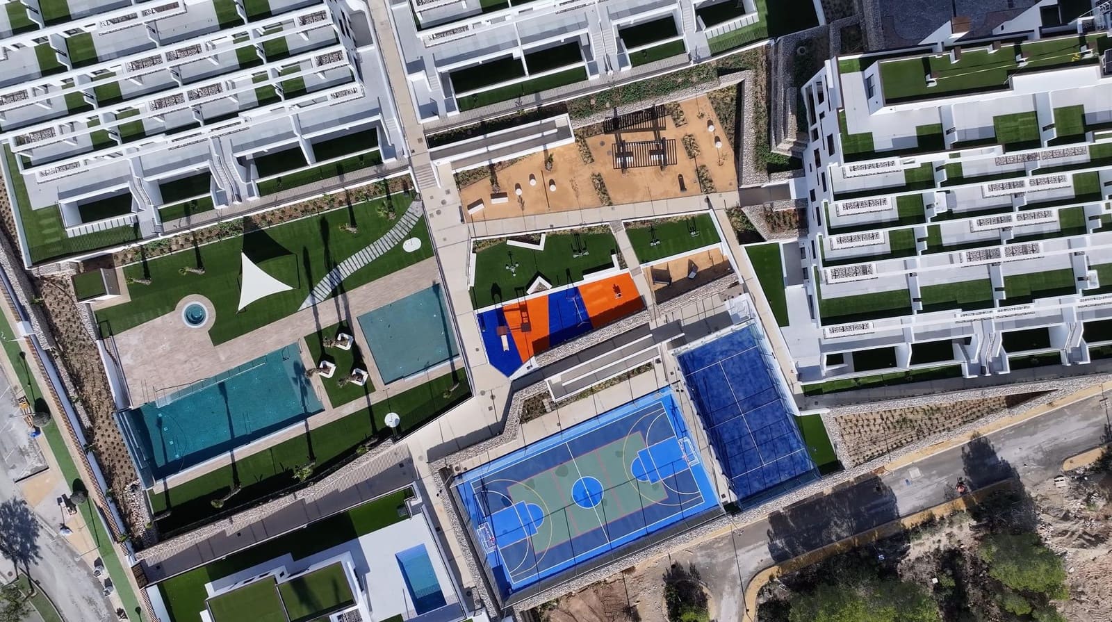 Apartamento de 2 habitaciones en Finestrat en venta con piscina - 440.000 € (Ref: 9555681)