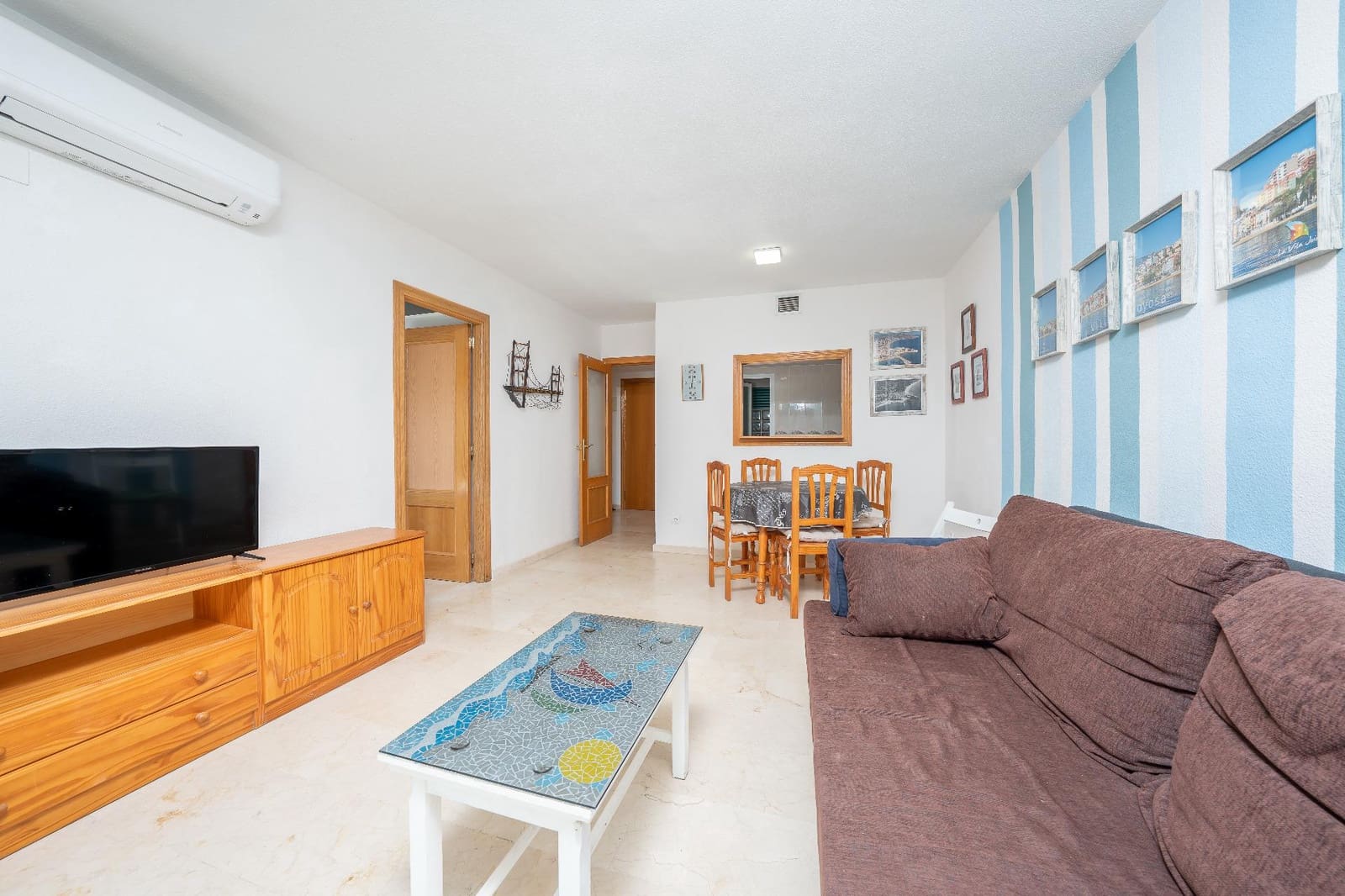 2 bedroom Apartment for sale in La Villajoyosa / Vila Joiosa with pool - € 229,000 (Ref: 9561731)