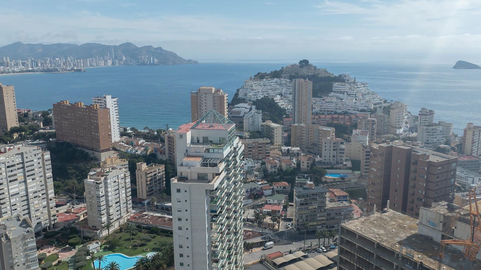 2 bedroom Apartment for sale in La Villajoyosa / Vila Joiosa with pool - € 229,000 (Ref: 9561731)