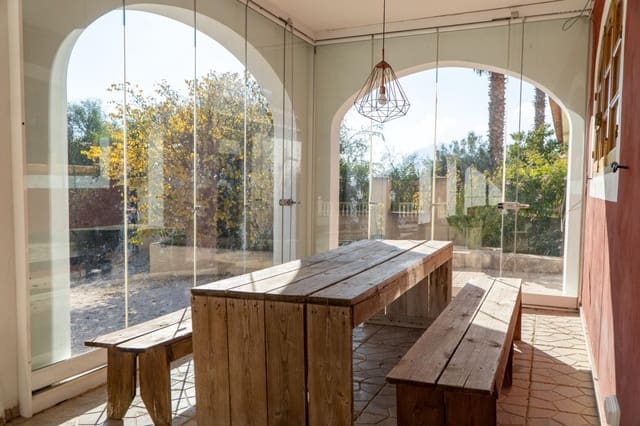 15 soveværelse Finca/Landehus til salg i Jijona / Xixona med swimmingpool - € 1.250.000 (Ref: 9568510)