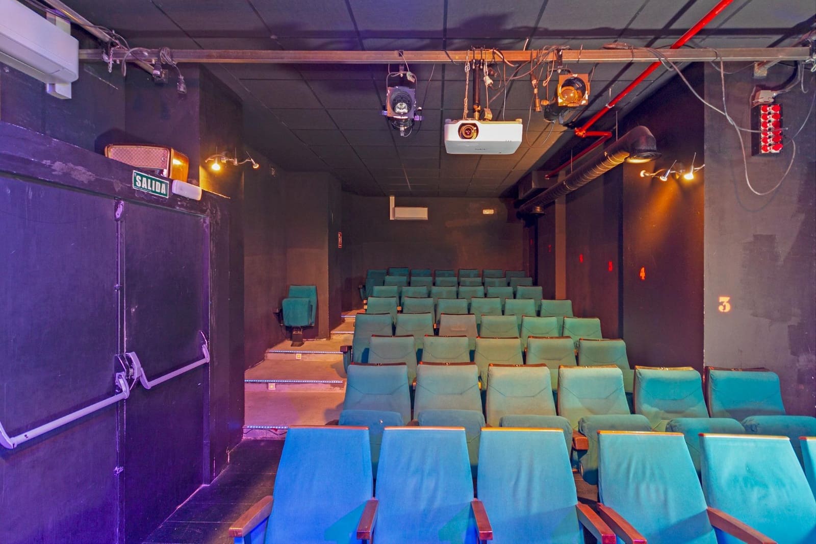 Commerciale in vendita in Madrid citta - 1.590.000 € (Rif: 9571114)