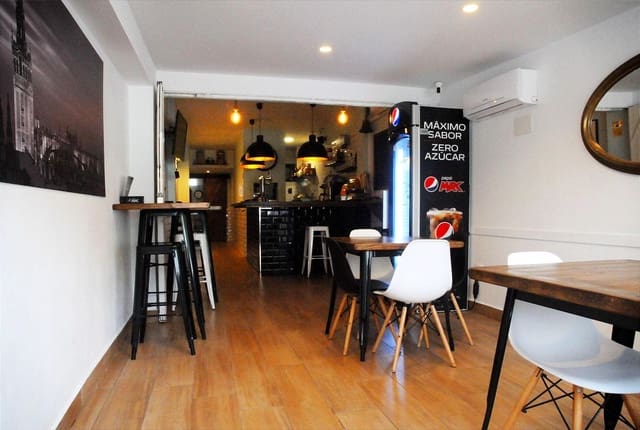 Commercial for sale in Playa de San Juan, Alicante / Alacant city - € 105,000 (Ref: 9571115)