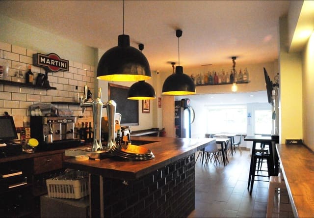 Erhverv til salg i Playa de San Juan, Alicante by - € 99.000 (Ref: 9571115)