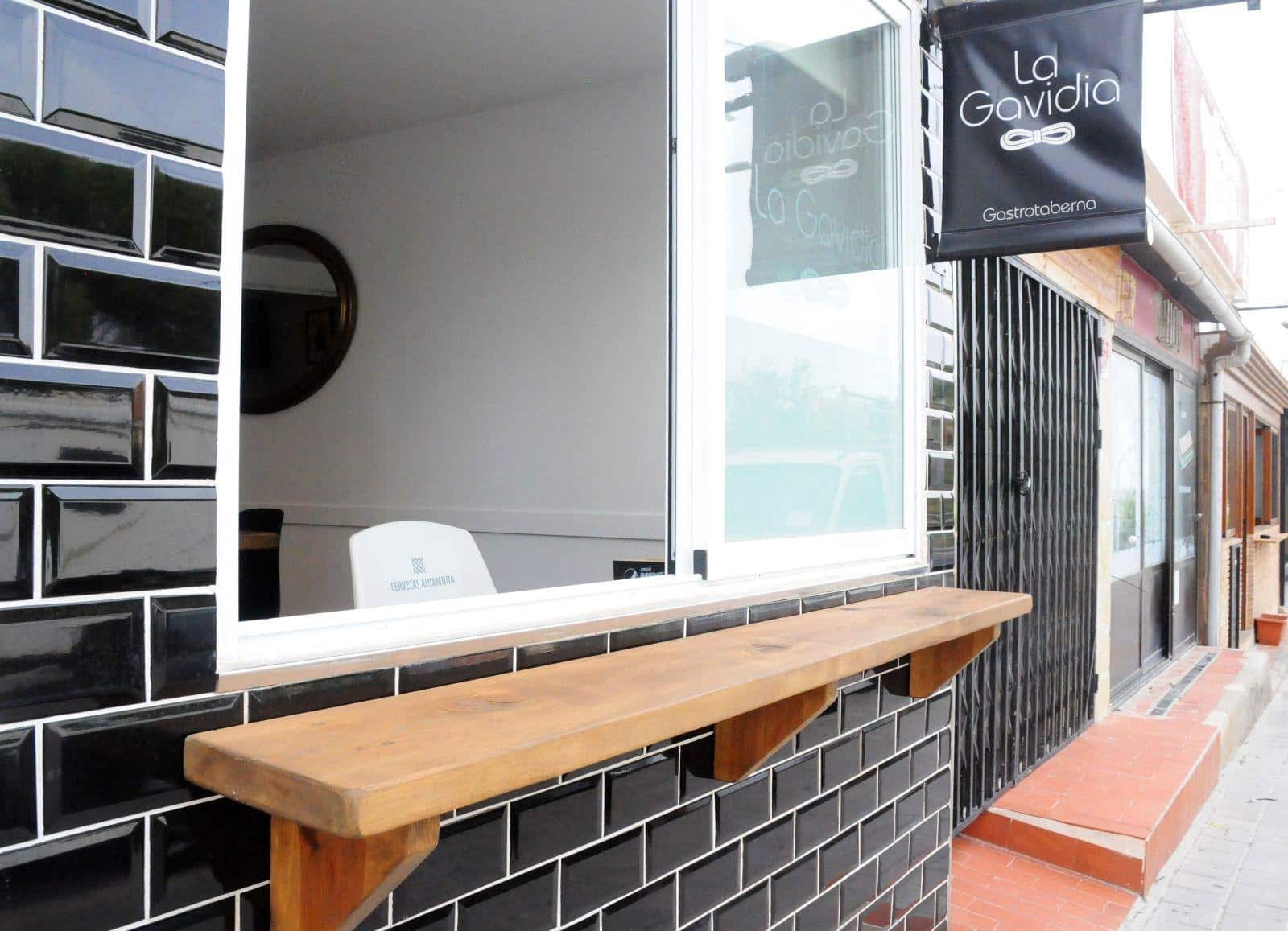 Commercieel te koop in Playa de San Juan - € 99.000 (Ref: 9571115)