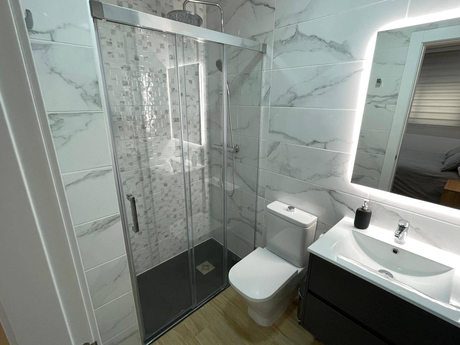 2 sovrum Lägenhet att hyra i Elche / Elx - 900 € (Ref: 9574574)