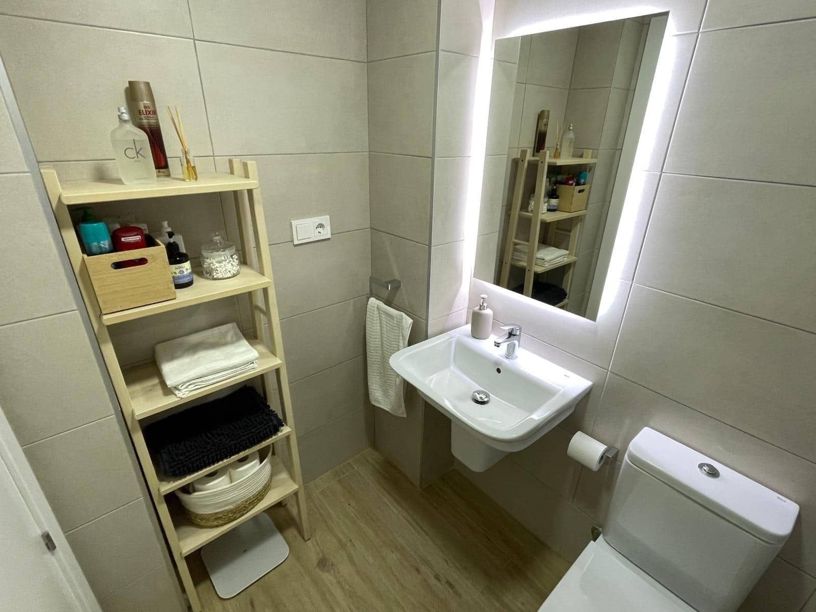 2 sovrum Lägenhet att hyra i Elche / Elx - 900 € (Ref: 9574574)