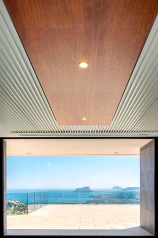 3 soveværelse Villa til salg i Benitachell / Benitatxell - € 1.640.000 (Ref: 9576680)