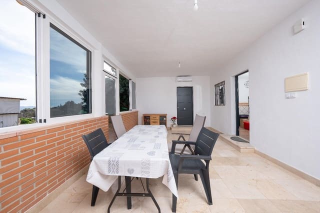 3 makuuhuone Maalaistalo myytävänä paikassa San Vicente / Sant Vicent del Raspeig mukana 
autotalli - 310 000 € (Ref: 9583487)