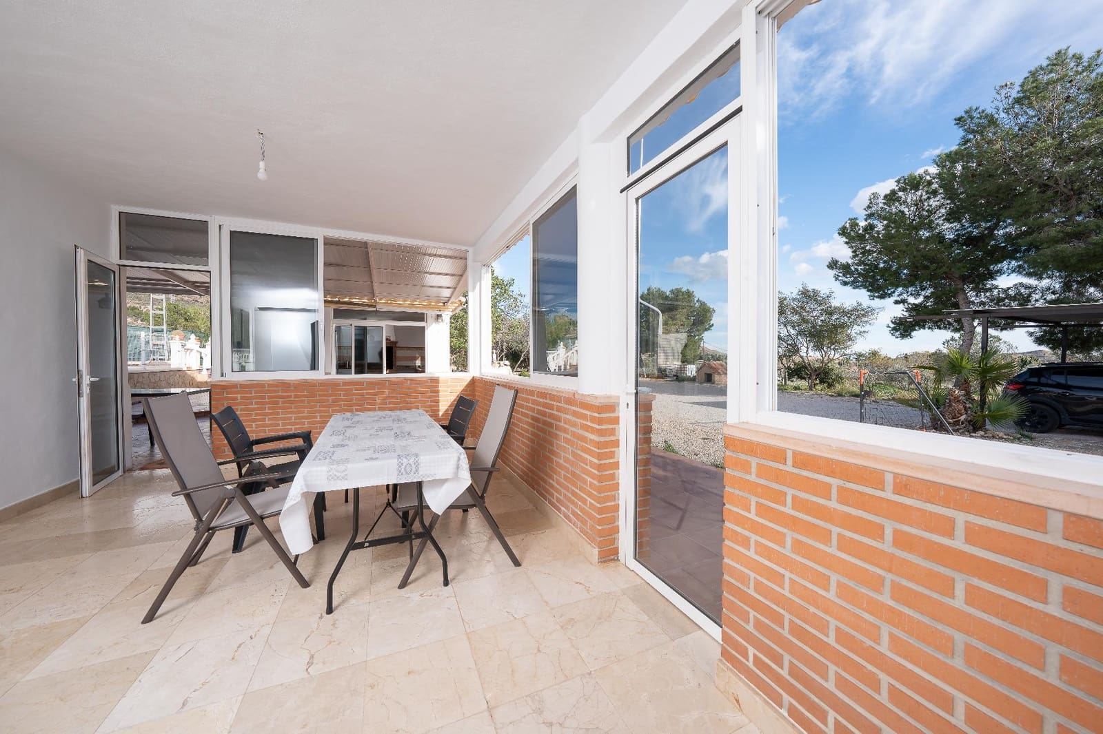 3 bedroom Finca/Country House for sale in San Vicente / Sant Vicent del Raspeig with garage - € 310,000 (Ref: 9583487)