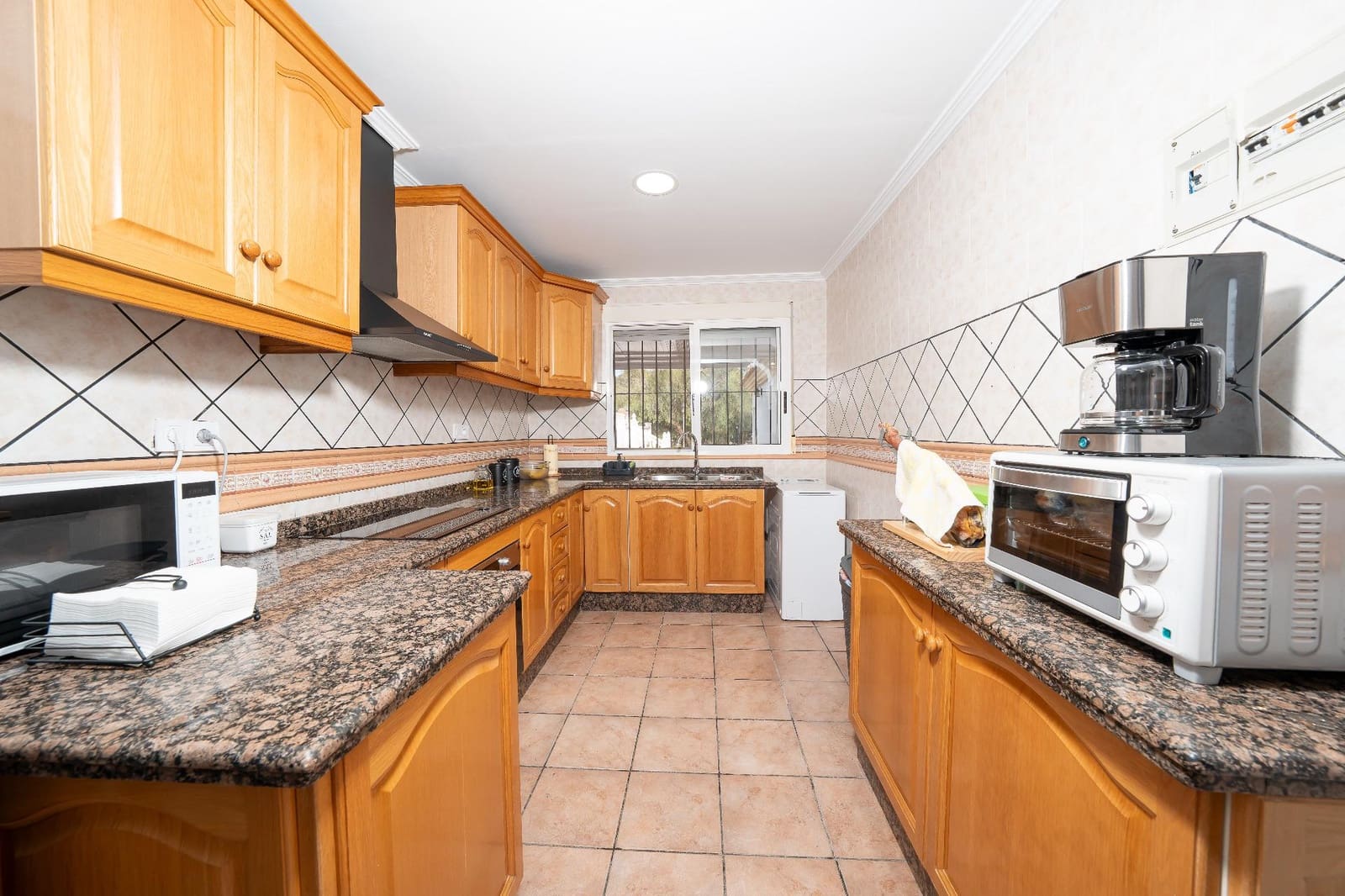 3 bedroom Finca/Country House for sale in San Vicente / Sant Vicent del Raspeig with garage - € 310,000 (Ref: 9583487)