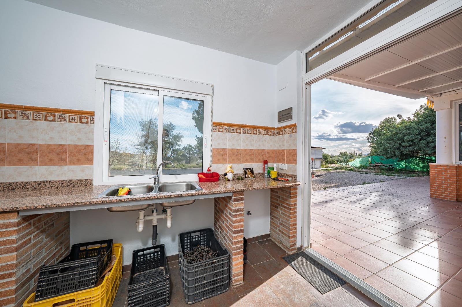 3 bedroom Finca/Country House for sale in San Vicente / Sant Vicent del Raspeig with garage - € 310,000 (Ref: 9583487)