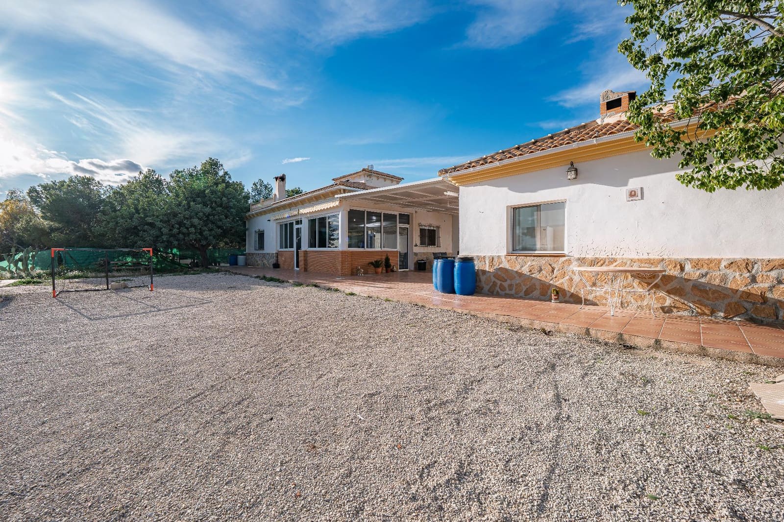 3 bedroom Finca/Country House for sale in San Vicente / Sant Vicent del Raspeig with garage - € 310,000 (Ref: 9583487)