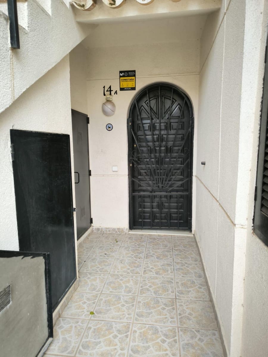 1 bedroom Bungalow for rent in Torrevieja - € 750 (Ref: 9586386)