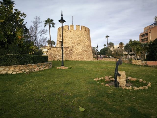 1 quarto Apartamento para arrendar em Parque Acuático - Sector 25, Torrevieja com piscina - 750 € (Ref: 9586386)