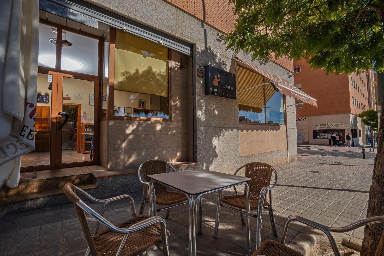 Komercyjne na sprzedaż w Miasto Alicante / Alacant - 139 500 € (Ref: 9591204)