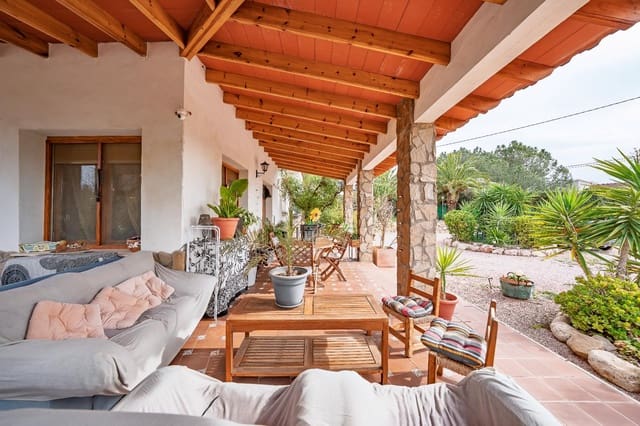 4 soverom Villa til salgs i Novelda med svømmebasseng garasje - € 450 000 (Ref: 9596060)