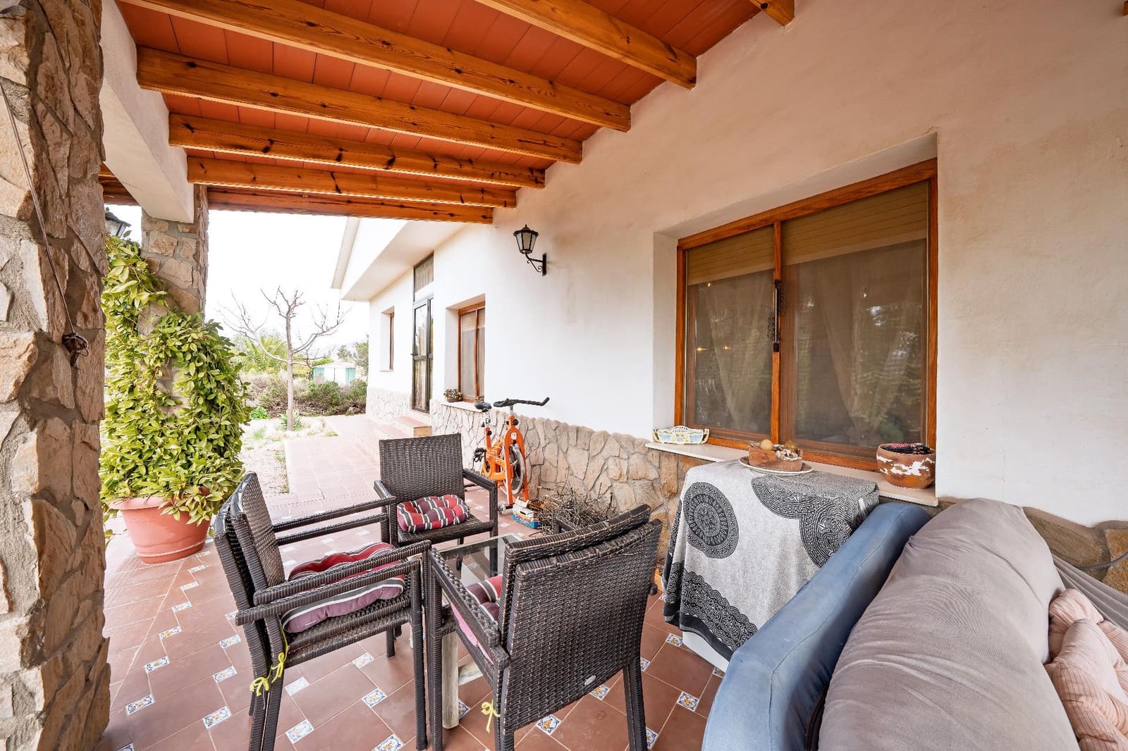 4 Zimmer Villa zu verkaufen in Novelda mit Pool Garage - 450.000 € (Ref: 9596060)