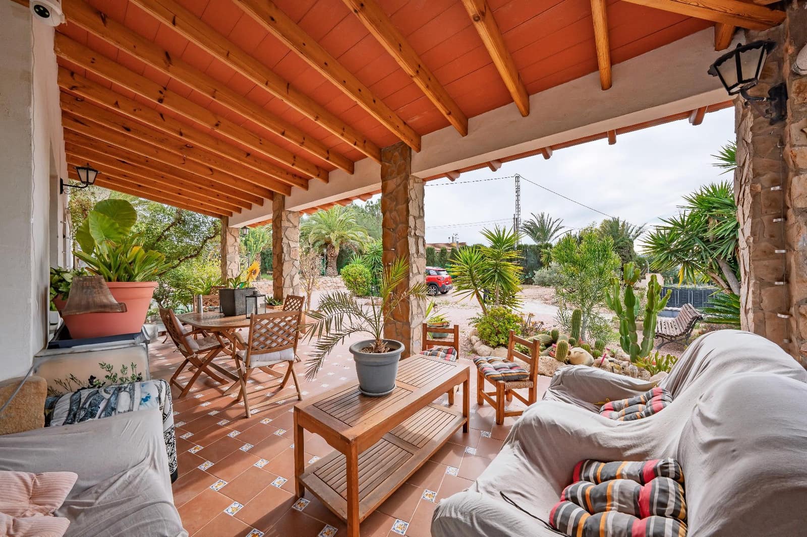 4 Zimmer Villa zu verkaufen in Novelda mit Pool Garage - 450.000 € (Ref: 9596060)