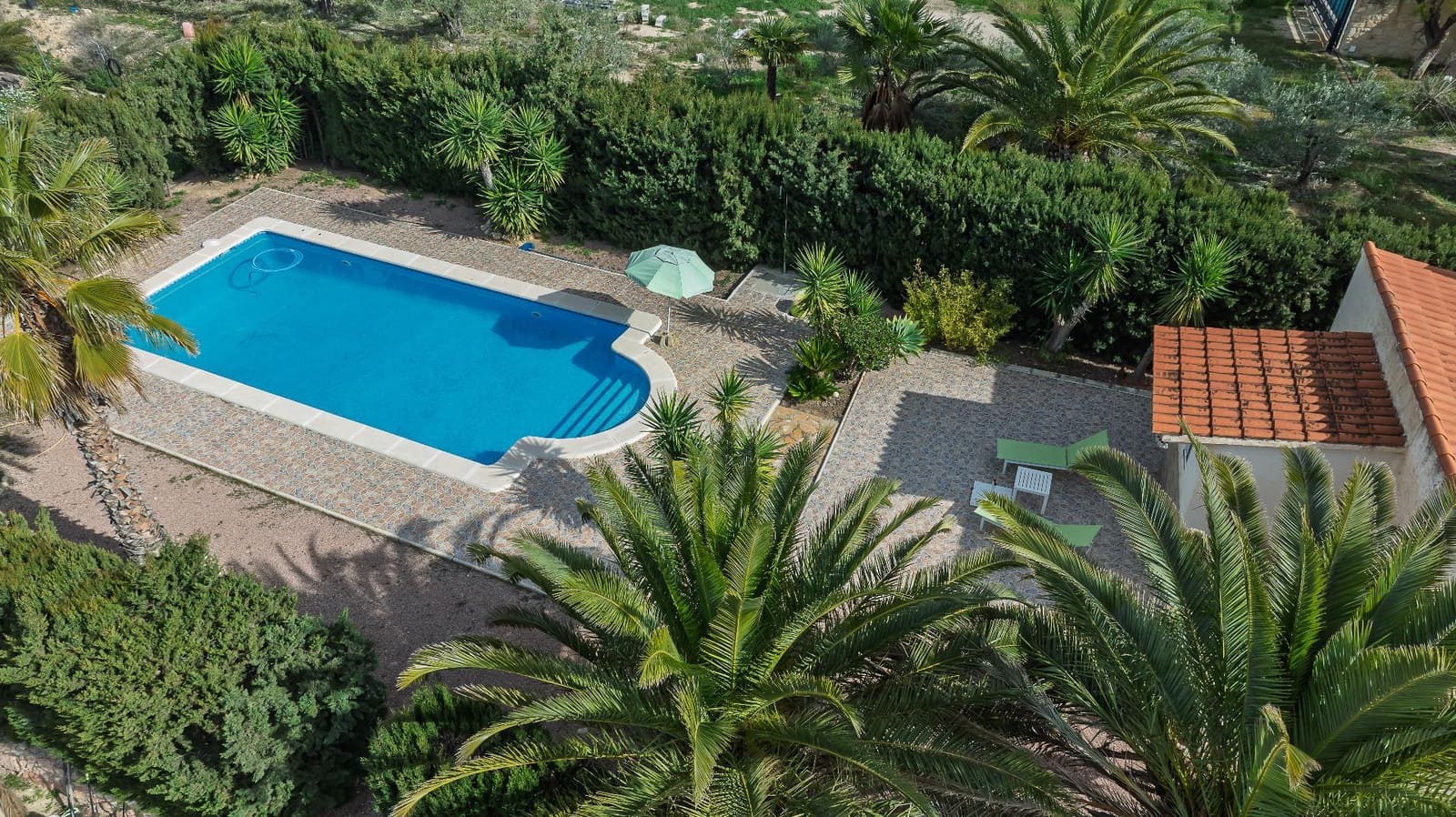 4 Zimmer Villa zu verkaufen in Novelda mit Pool Garage - 450.000 € (Ref: 9596060)