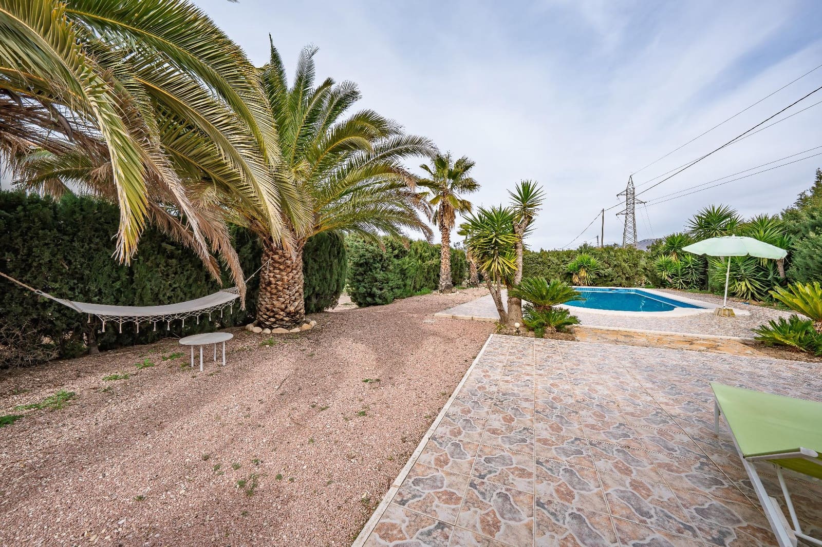 4 Zimmer Villa zu verkaufen in Novelda mit Pool Garage - 450.000 € (Ref: 9596060)