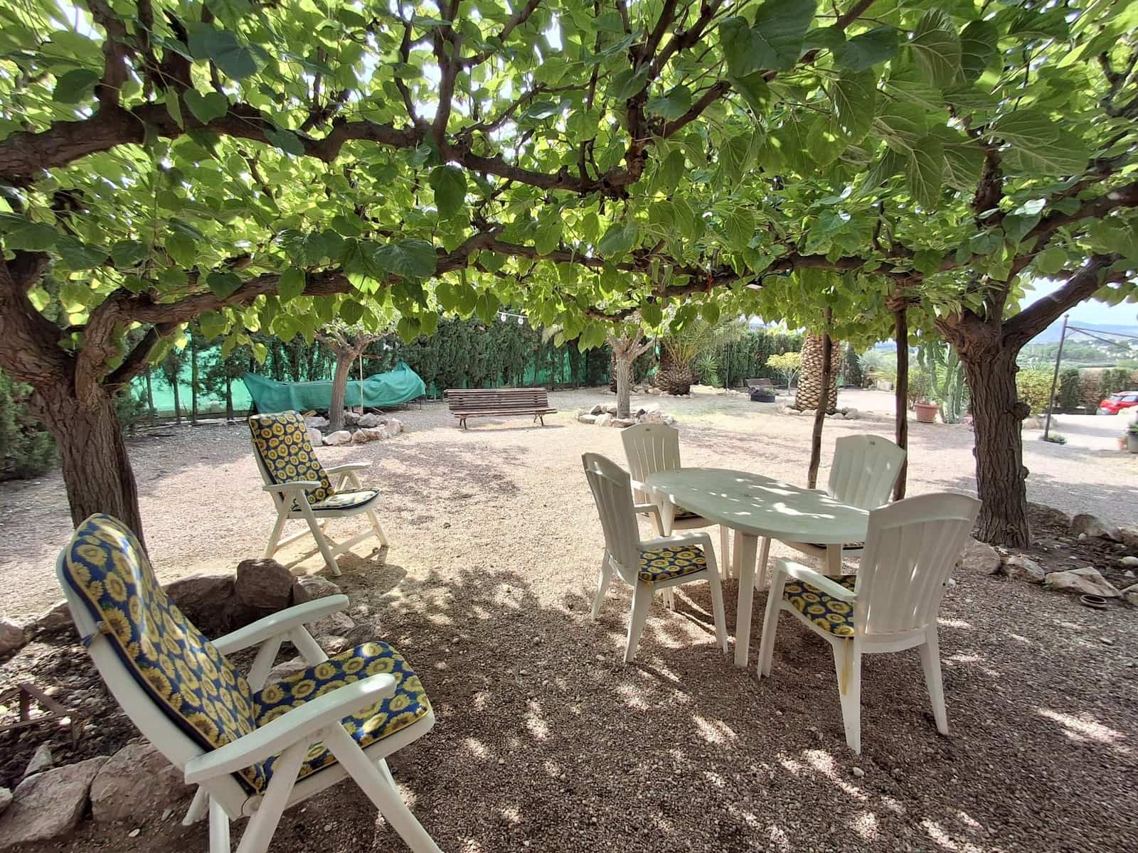 4 Zimmer Villa zu verkaufen in Novelda mit Pool Garage - 450.000 € (Ref: 9596060)