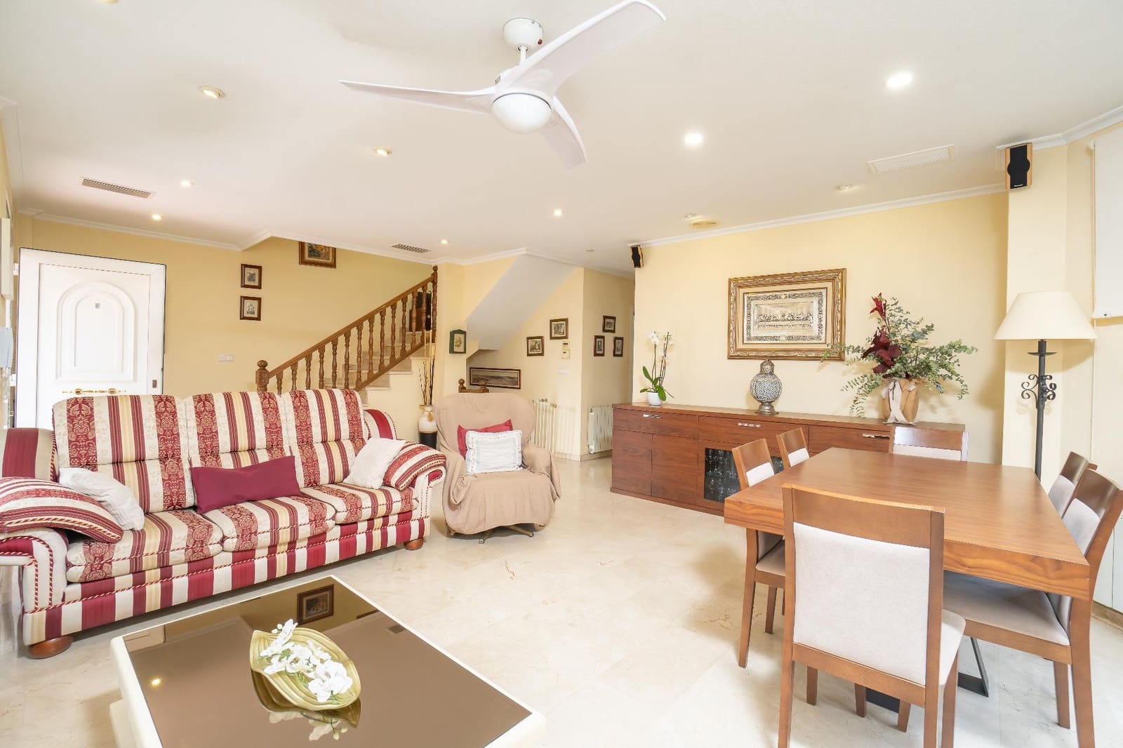 6 slaapkamer Villa te koop in Elche / Elx met garage - € 650.000 (Ref: 9596062)