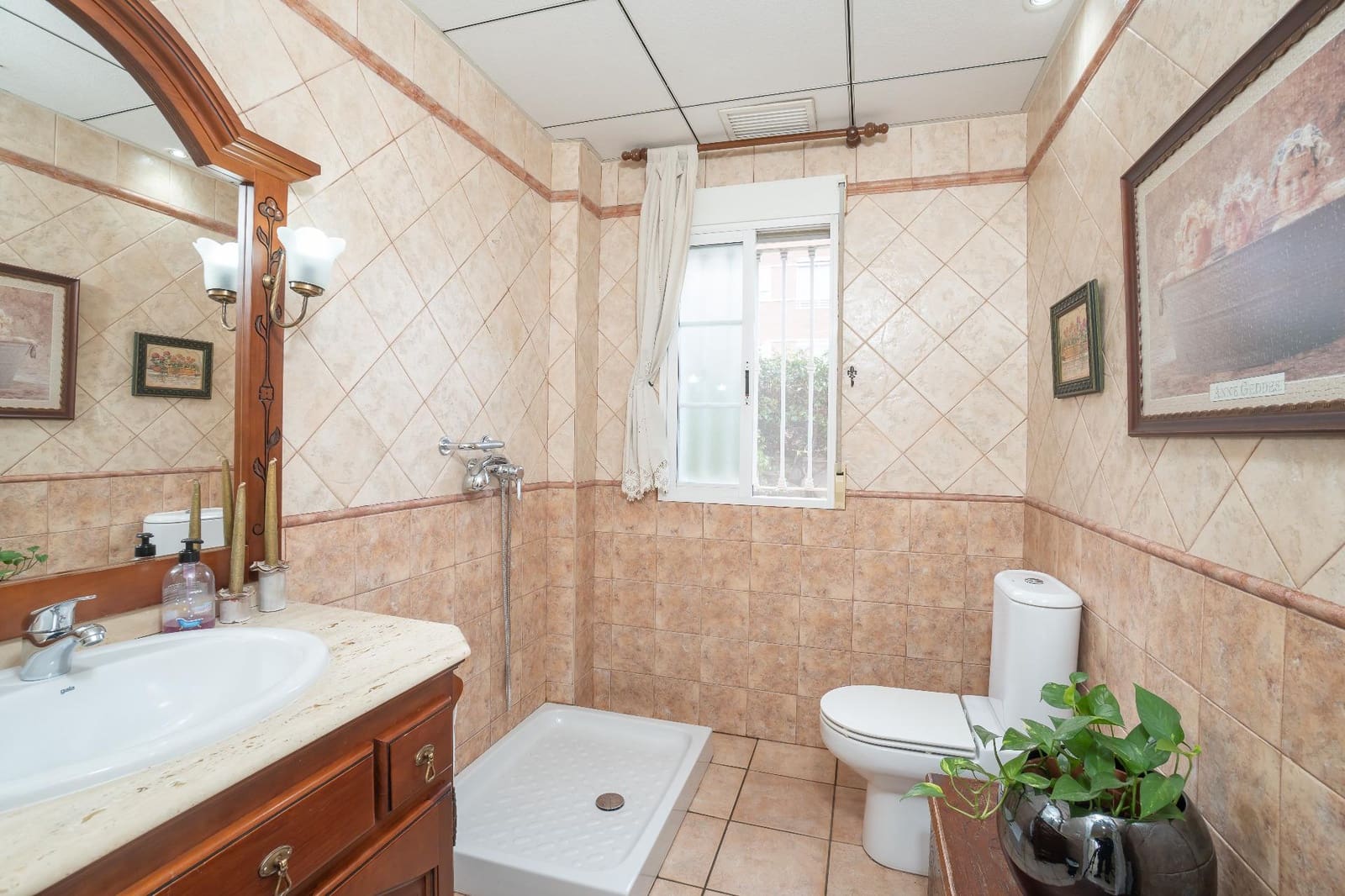 6 slaapkamer Villa te koop in Elche / Elx met garage - € 650.000 (Ref: 9596062)