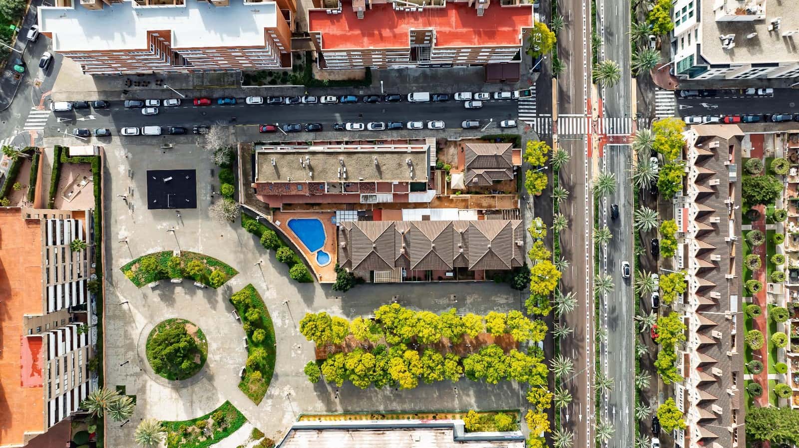 6 slaapkamer Villa te koop in Elche / Elx met garage - € 650.000 (Ref: 9596062)