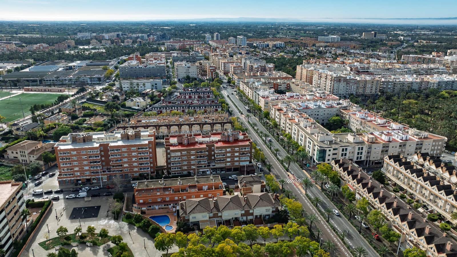 6 slaapkamer Villa te koop in Elche / Elx met garage - € 650.000 (Ref: 9596062)