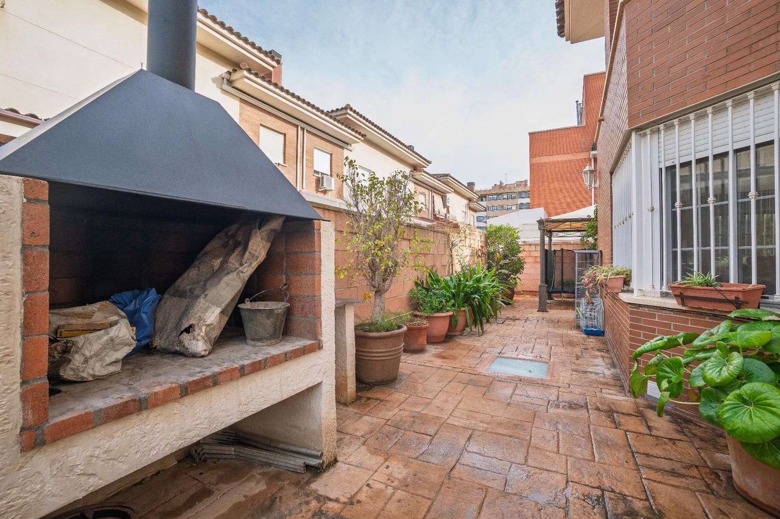 6 slaapkamer Villa te koop in Elche / Elx met garage - € 650.000 (Ref: 9596062)