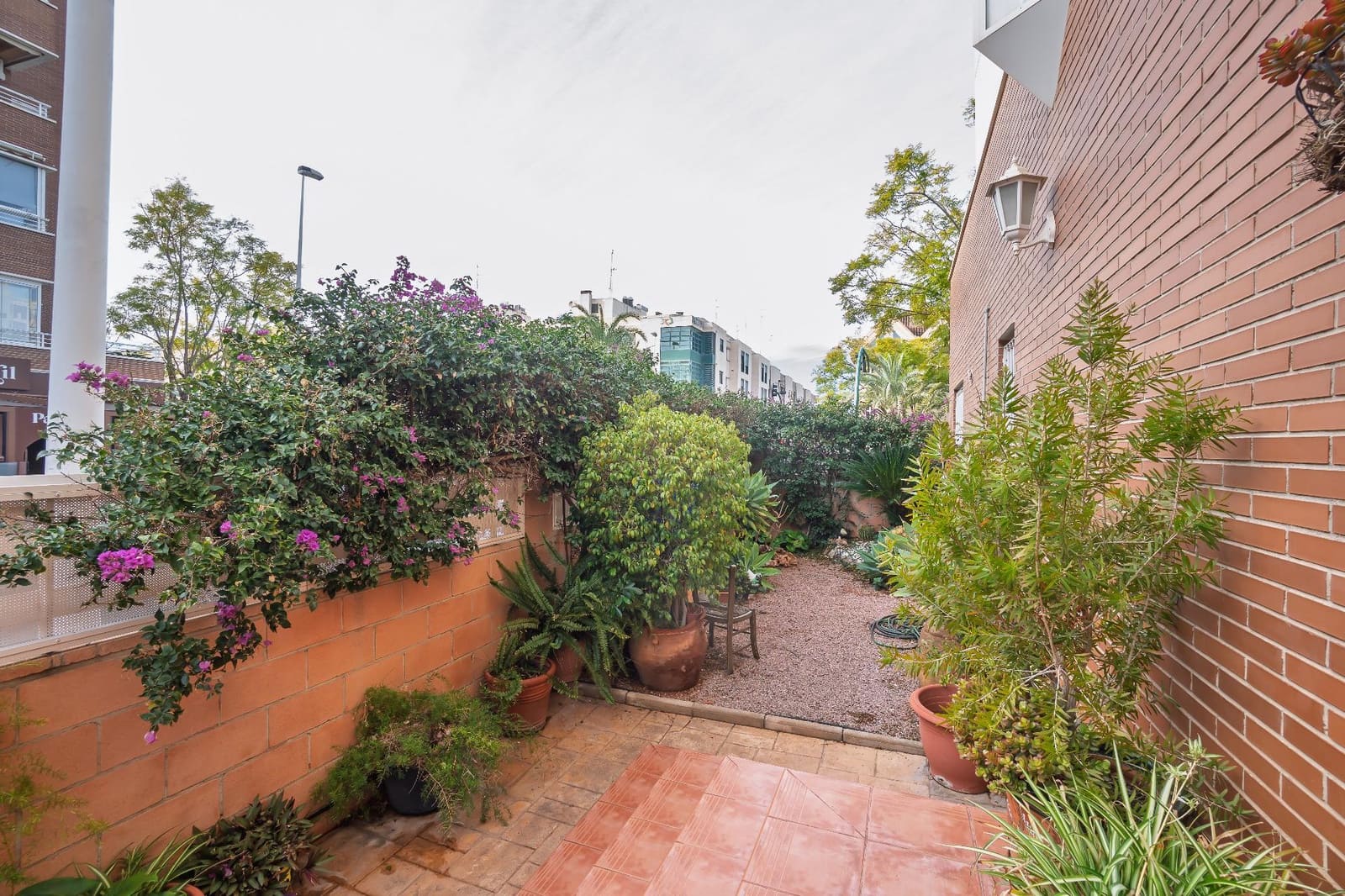 6 slaapkamer Villa te koop in Elche / Elx met garage - € 650.000 (Ref: 9596062)