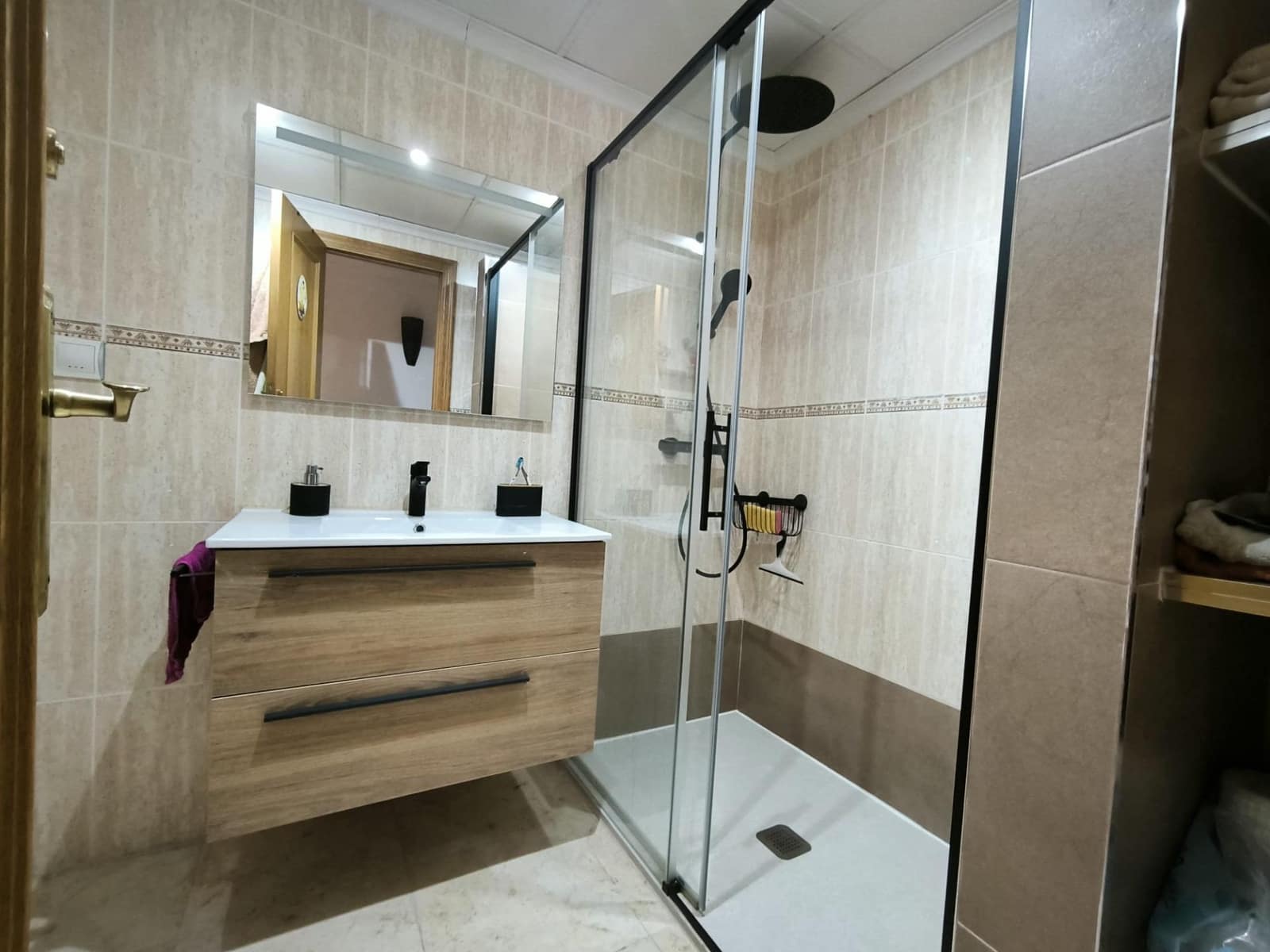 Appartement de 3 chambres à louer à Elche / Elx - 950 € (Ref: 9596064)