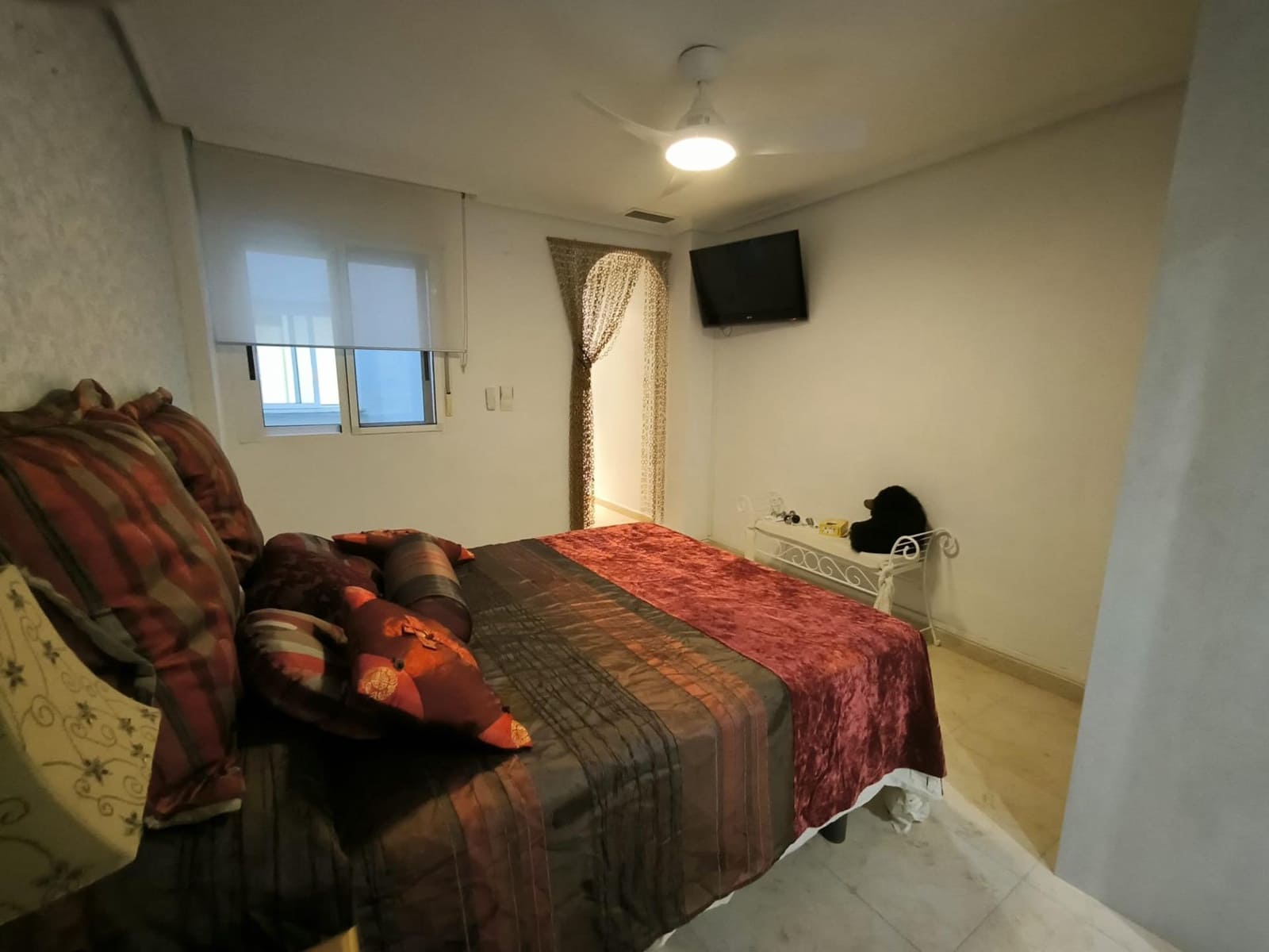 Appartement de 3 chambres à louer à Elche / Elx - 950 € (Ref: 9596064)